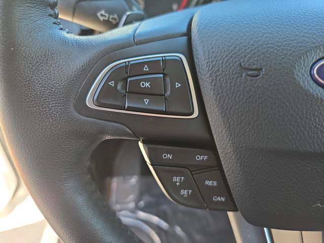 2017 Ford Escape Titanium photo 17