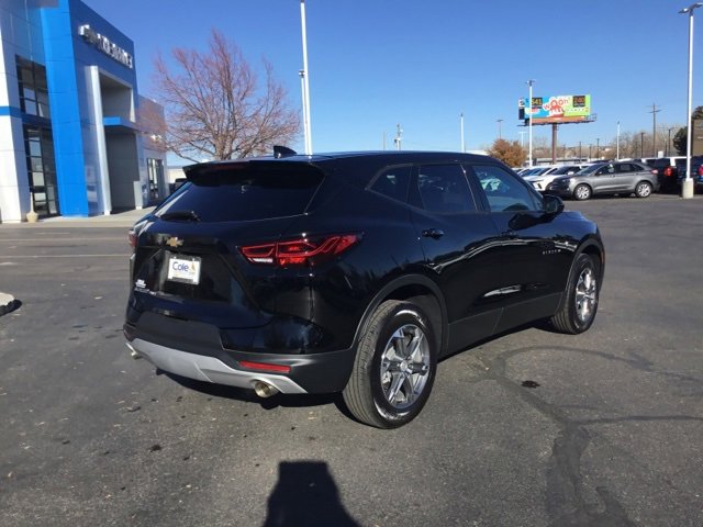 2025 Chevrolet Blazer 2LT photo 3