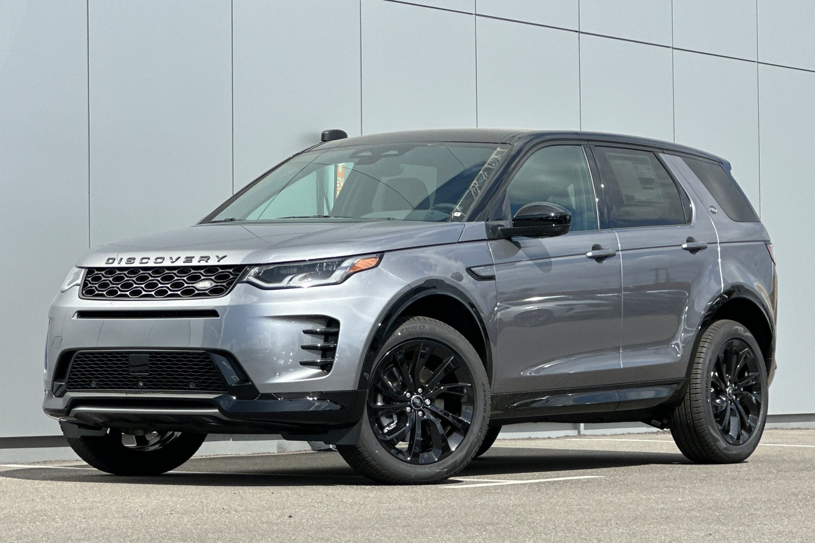 2025 Land Rover Discovery Sport