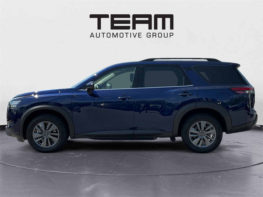 2024 Nissan Pathfinder SV photo 4
