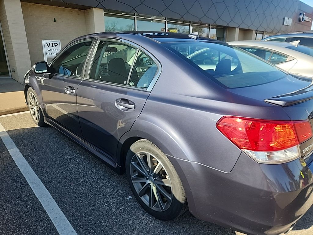 2014 Subaru Legacy 2.5i Sport photo 4