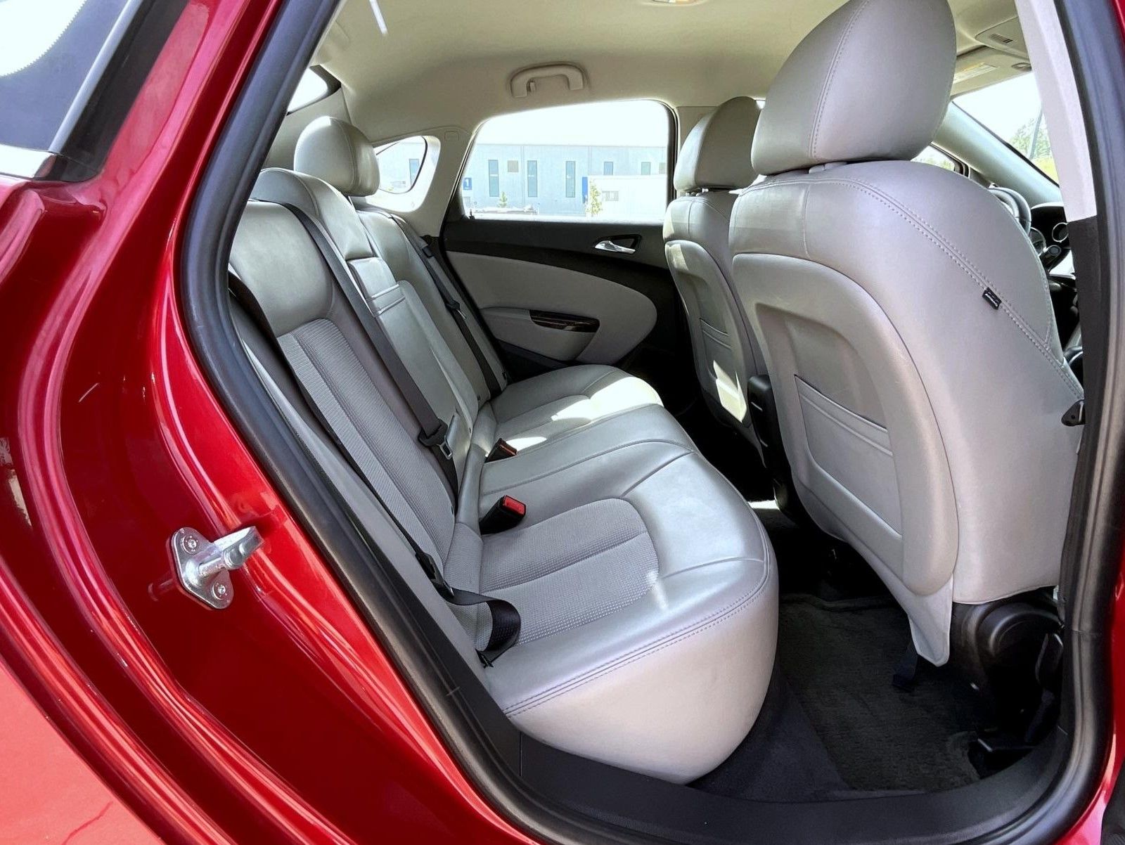 2013 Buick Verano Base photo 19