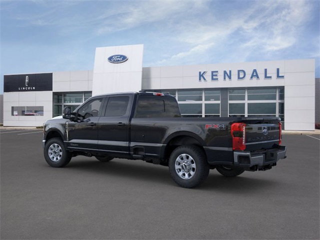 2025 Ford F-350 photo 4