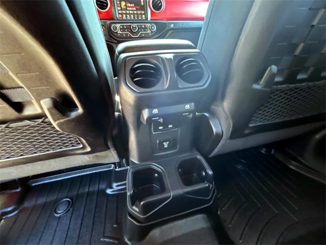 2022 Jeep Wrangler Unlimited Rubicon photo 14