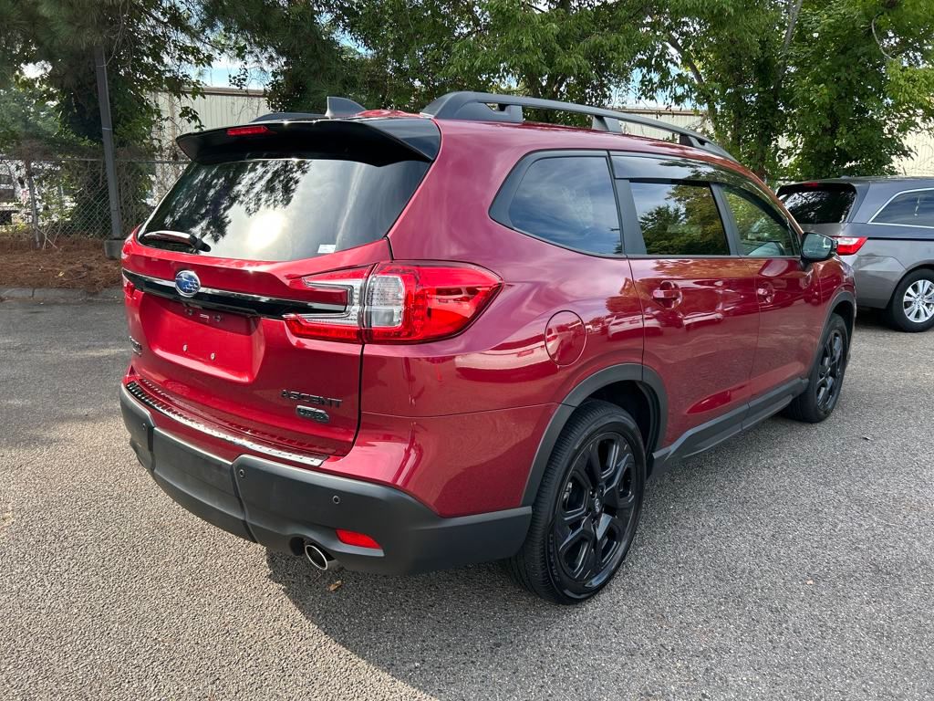 2025 Subaru Ascent Onyx Edition Touring photo 4