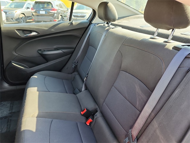 2018 Chevrolet Cruze LS photo 13