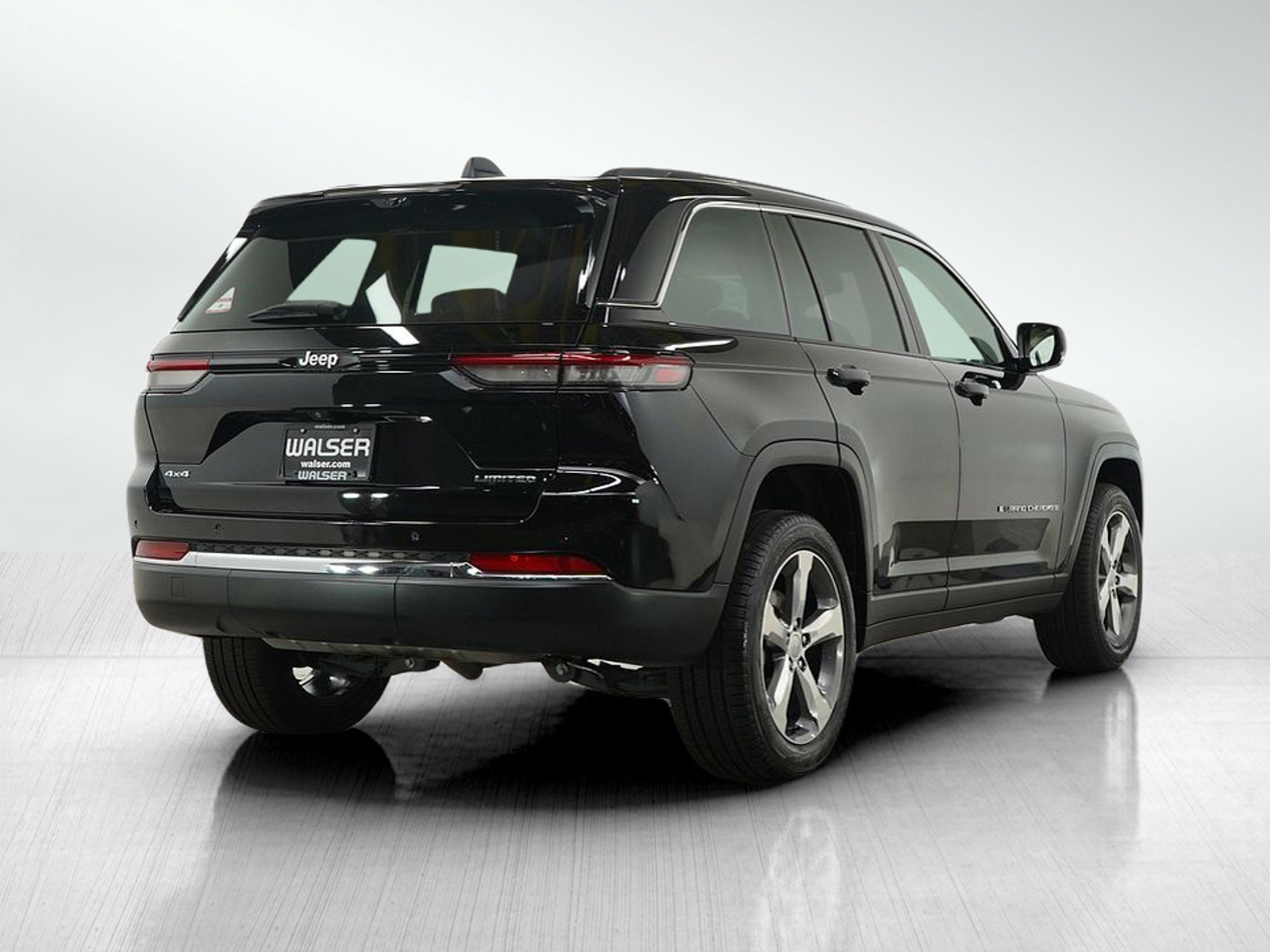 2022 Jeep Grand Cherokee Limited photo 5