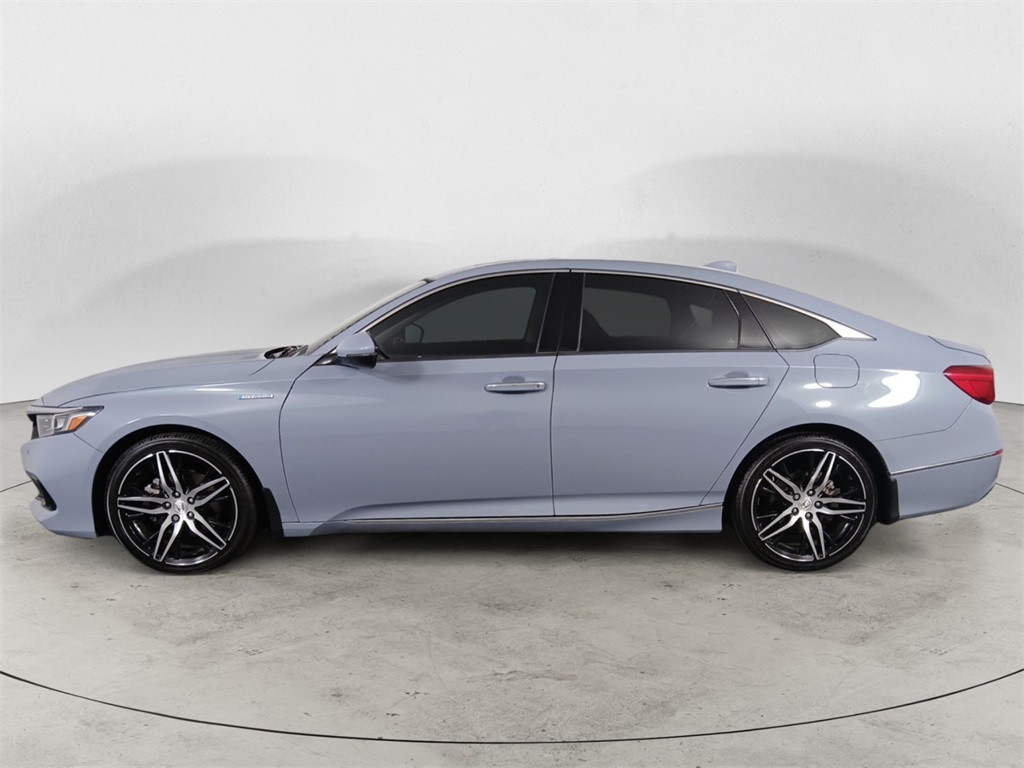 2022 Honda Accord Hybrid Touring photo 2
