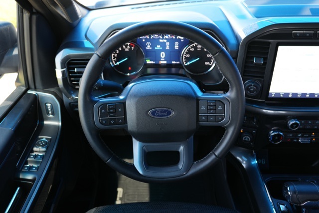 2023 Ford F-150 XLT photo 11