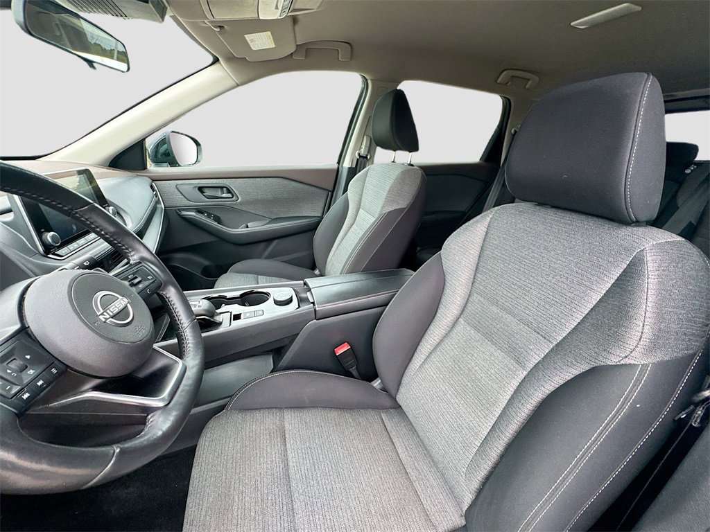 2022 Nissan Rogue S photo 22