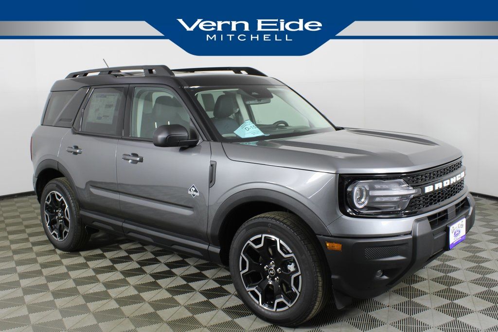 2025 Ford Bronco Sport Outer Banks's photo