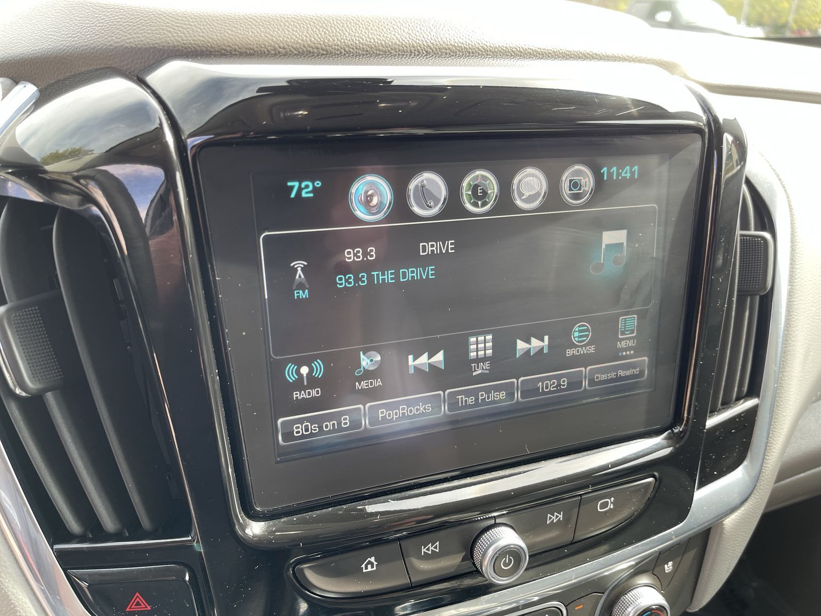 2018 Chevrolet Traverse Premier photo 11