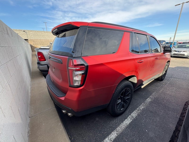 2023 Chevrolet Tahoe Premier photo 2