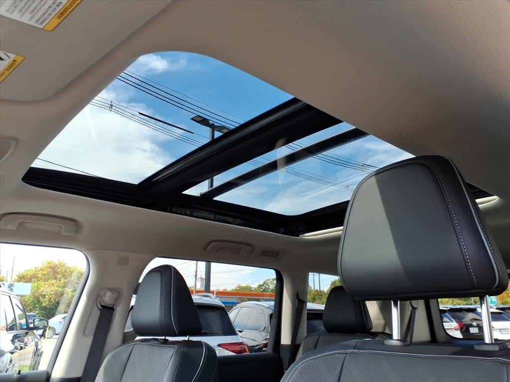 2025 Infiniti QX80 Luxe photo 17