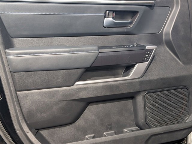 2022 Toyota Tundra Platinum photo 10