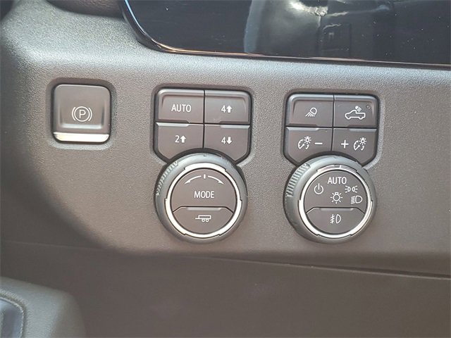 2022 Chevrolet Silverado 1500 High Country photo 21
