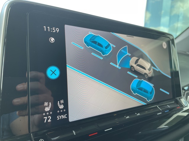 2025 Volkswagen Atlas Cross Sport SE photo 4