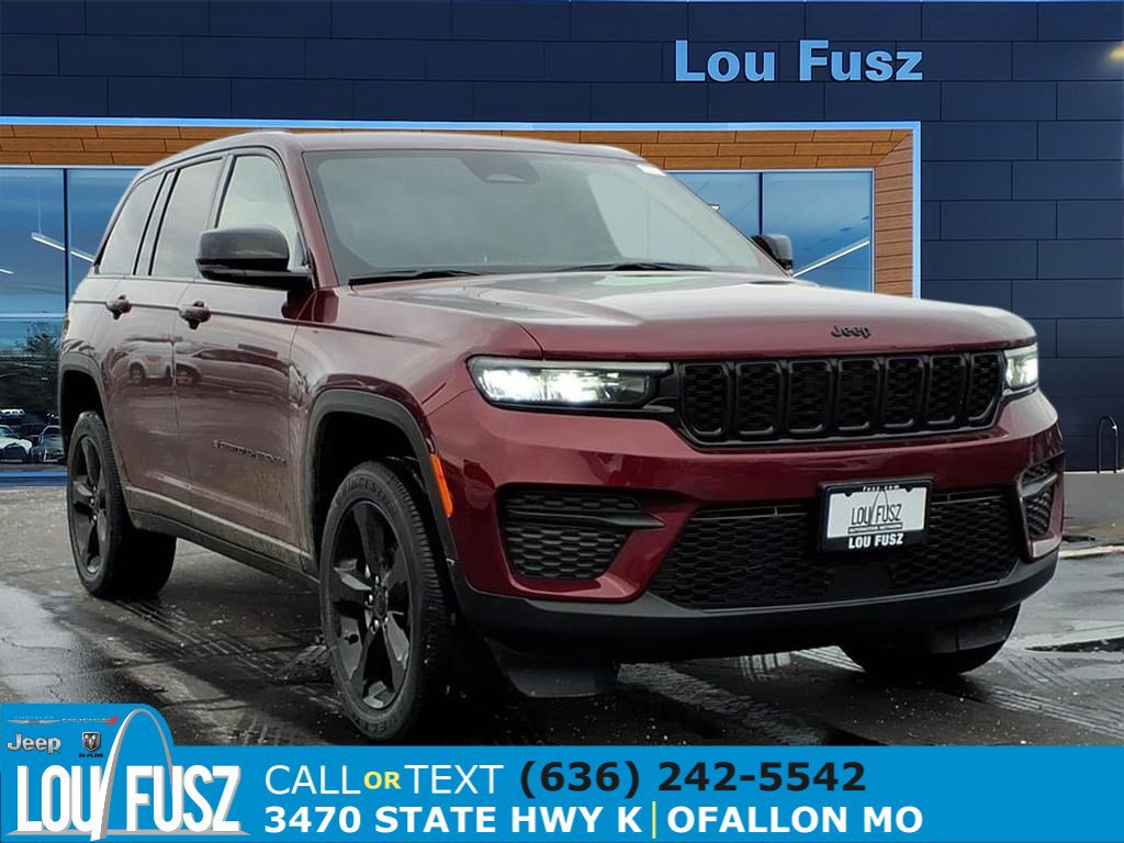 2025 Jeep Grand Cherokee Altitude's photo