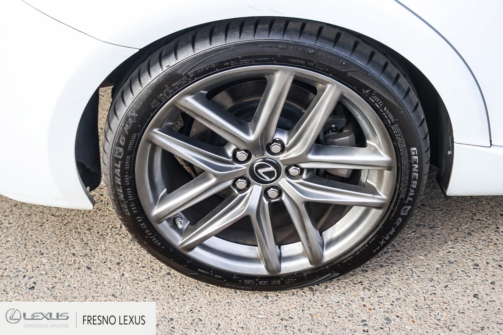 2016 Lexus IS 200t photo 7