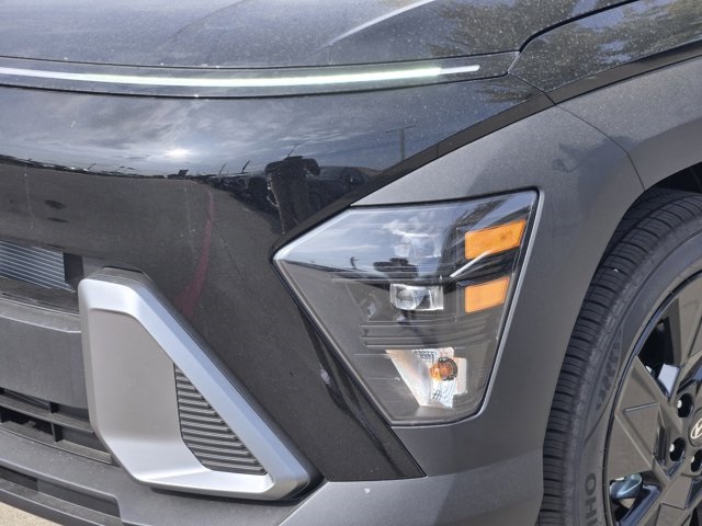 2026 Hyundai Kona SEL photo 2