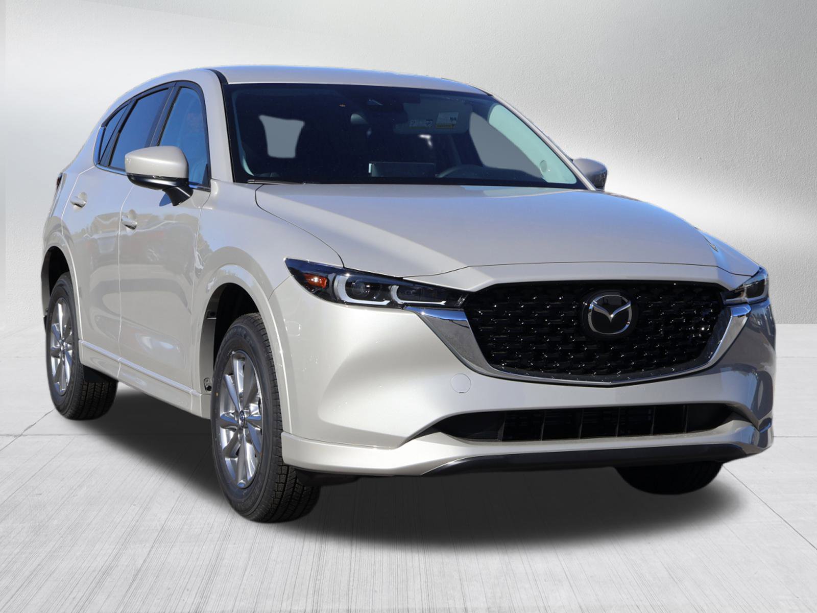 2025 Mazda CX-5 S Select Package's photo