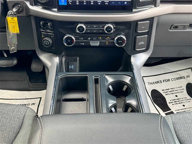 2024 Ford F-150 XLT photo 26