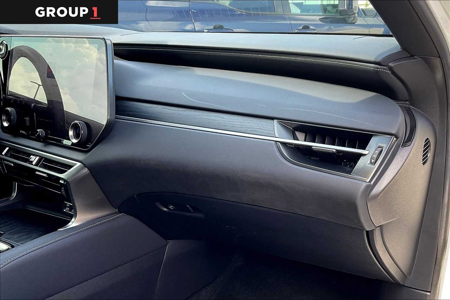 2024 Lexus RX Premium photo 16