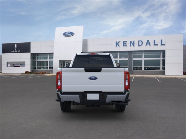 2025 Ford F-350 photo 5