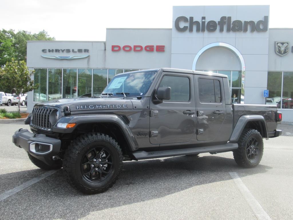2025 Jeep Gladiator Sport photo 3