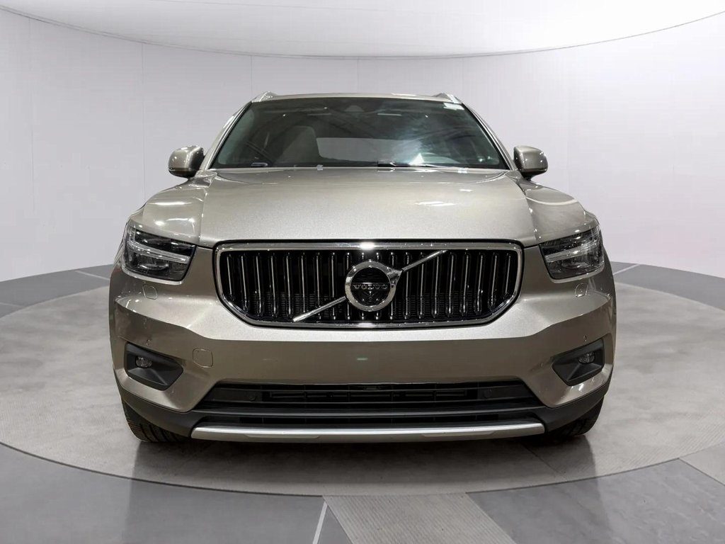 2020 Volvo XC40 T5 Inscription AWD photo 6