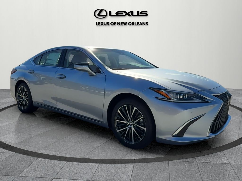 2025 Lexus ES 350's photo