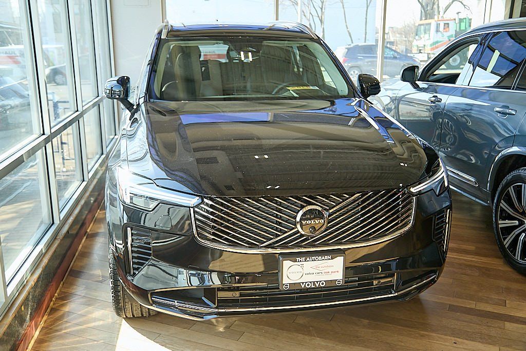 2026 VOLVO XC90 - Image 1
