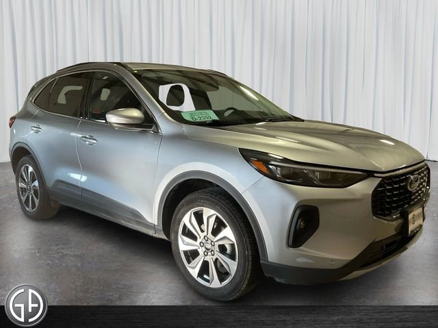 2024 Ford Escape Platinum photo 3