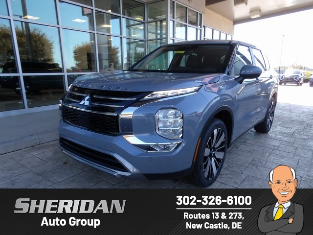 2025 Mitsubishi Outlander SE's photo