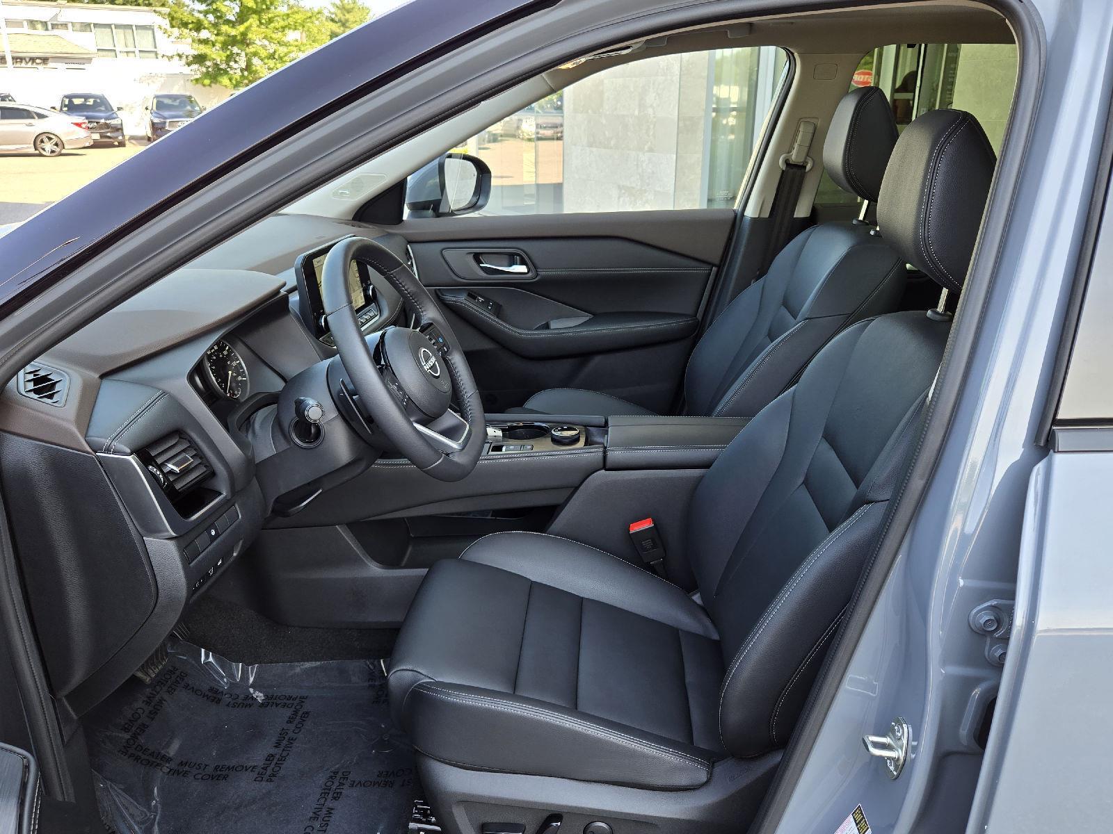 2023 Nissan Rogue SL photo 3