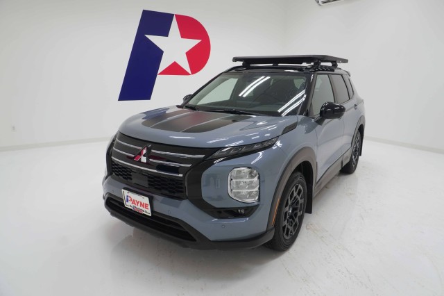 2026 Mitsubishi Outlander Trail Edition's photo