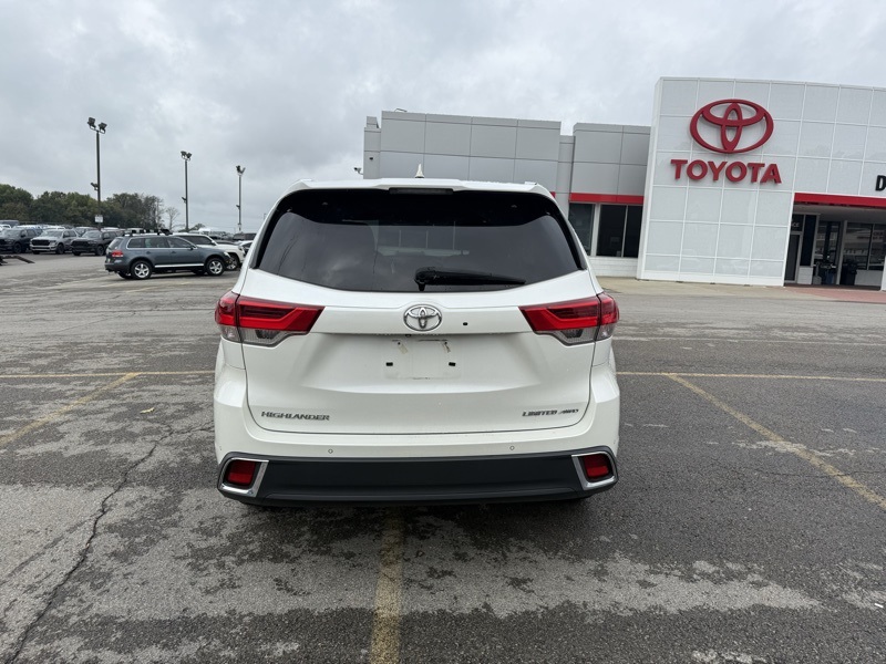 2019 Toyota Highlander Limited photo 4