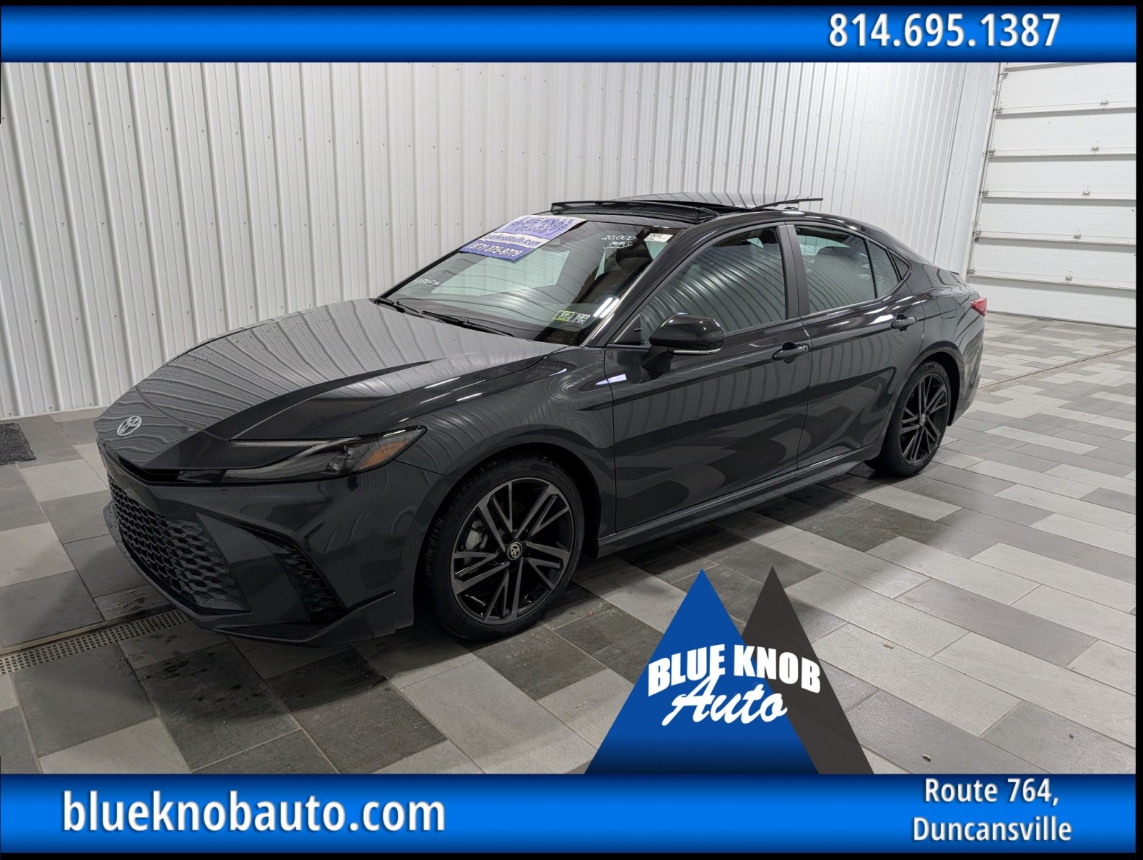 2025 Toyota Camry XSE's photo