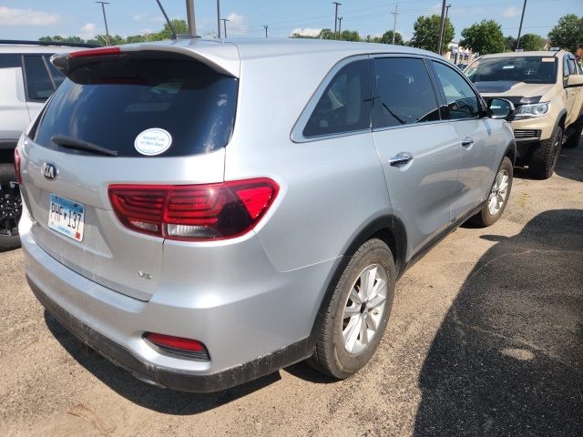 Used 2019 Kia Sorento LX with VIN 5XYPGDA53KG486120 for sale in Northfield, Minnesota