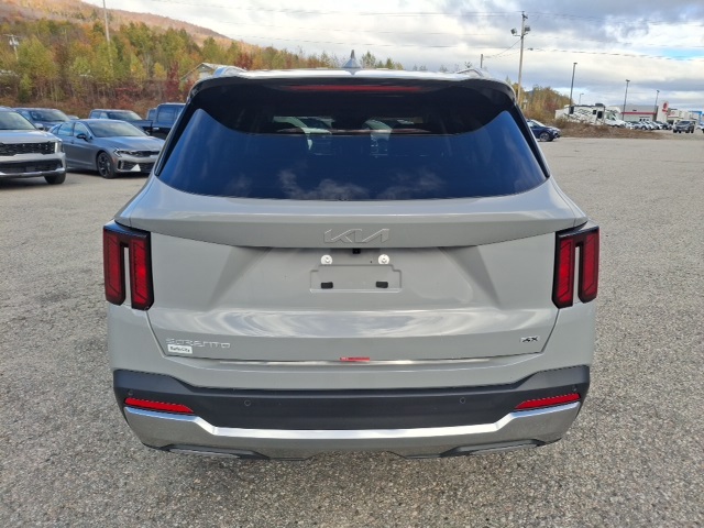 2026 Kia Sorento S photo 4