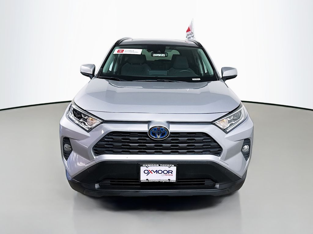 2019 Toyota RAV4 Hybrid XLE photo 2