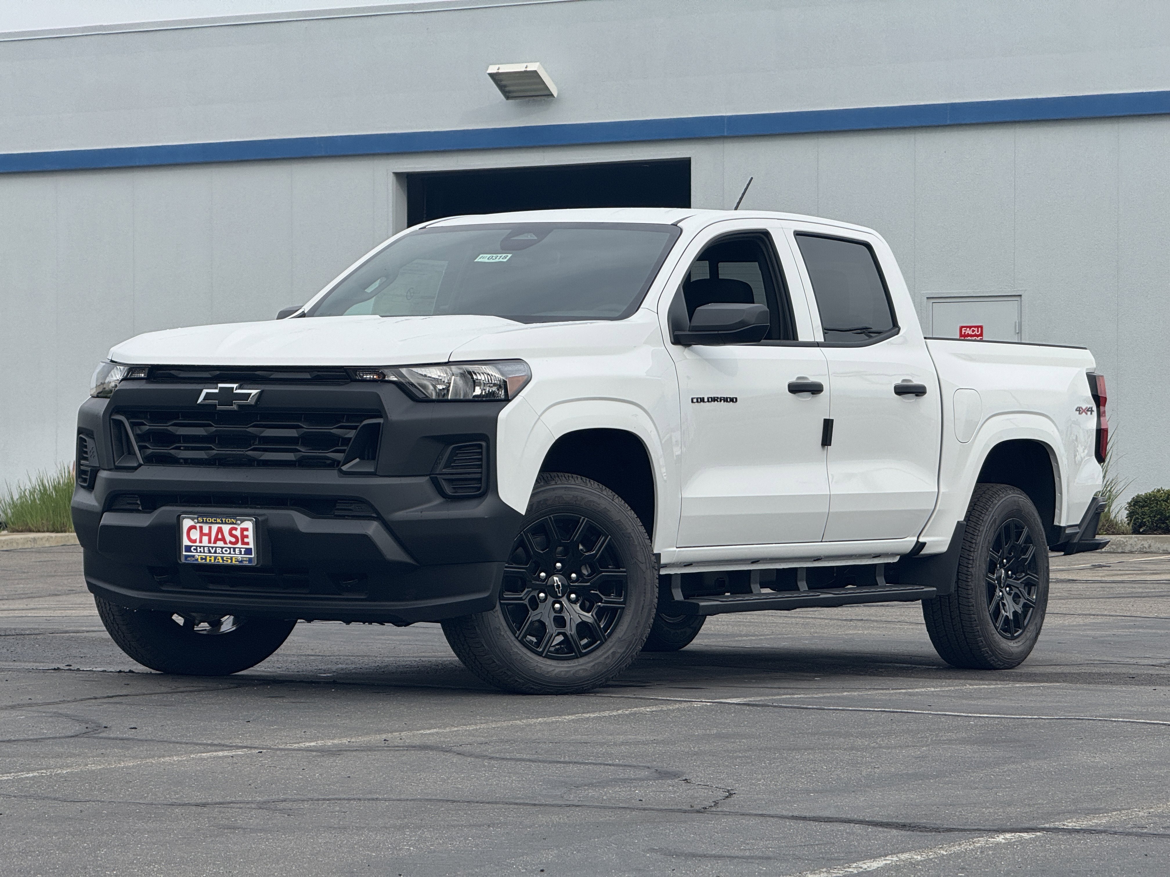 2026 Chevrolet Colorado Work Truck's photo