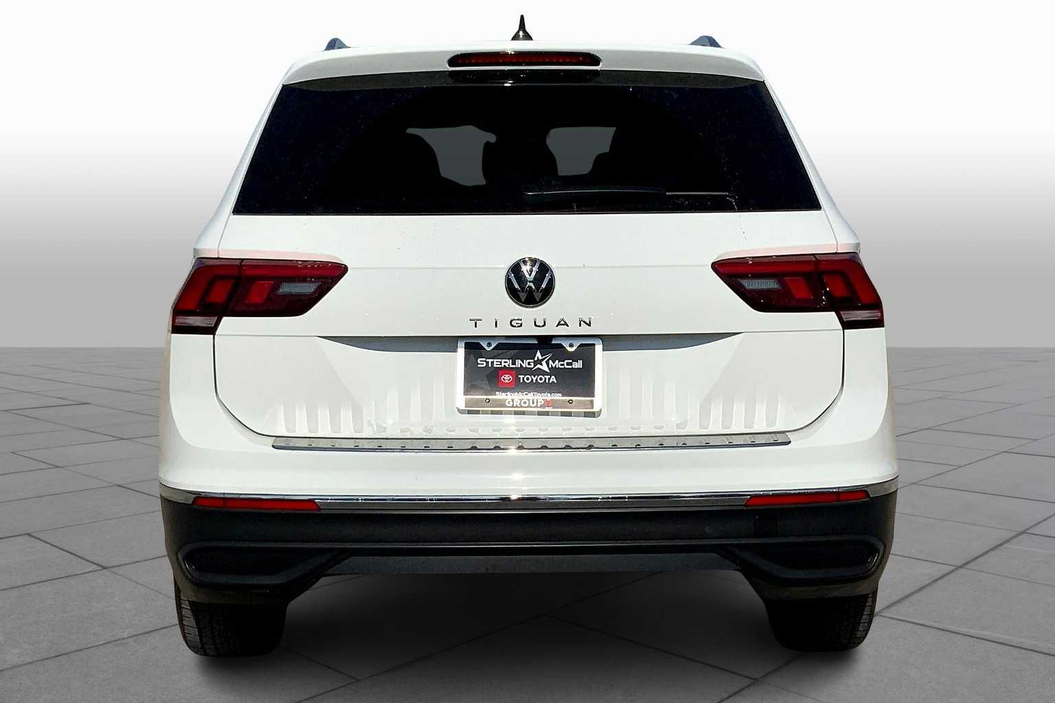 2024 Volkswagen Tiguan Wolfsburg Edition photo 4