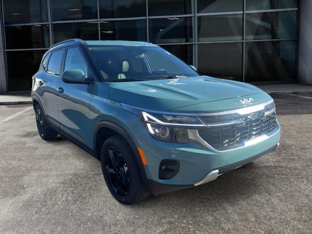 2026 Kia Seltos EX photo 3