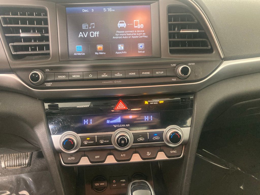 Used 2020 Hyundai Elantra SEL with VIN 5NPD84LF9LH573312 for sale in Elk River, Minnesota