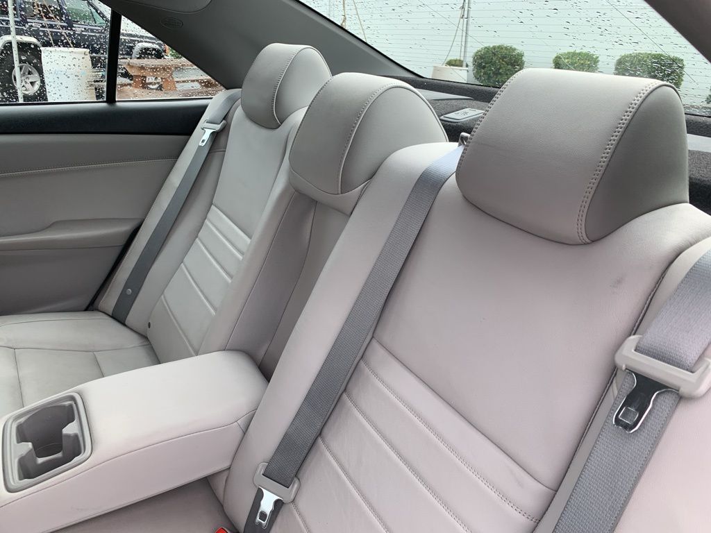 2015 Toyota Camry XLE photo 8
