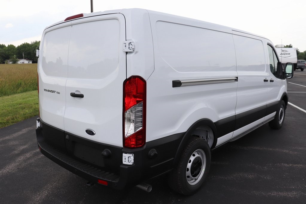 2025 Ford Transit photo 3