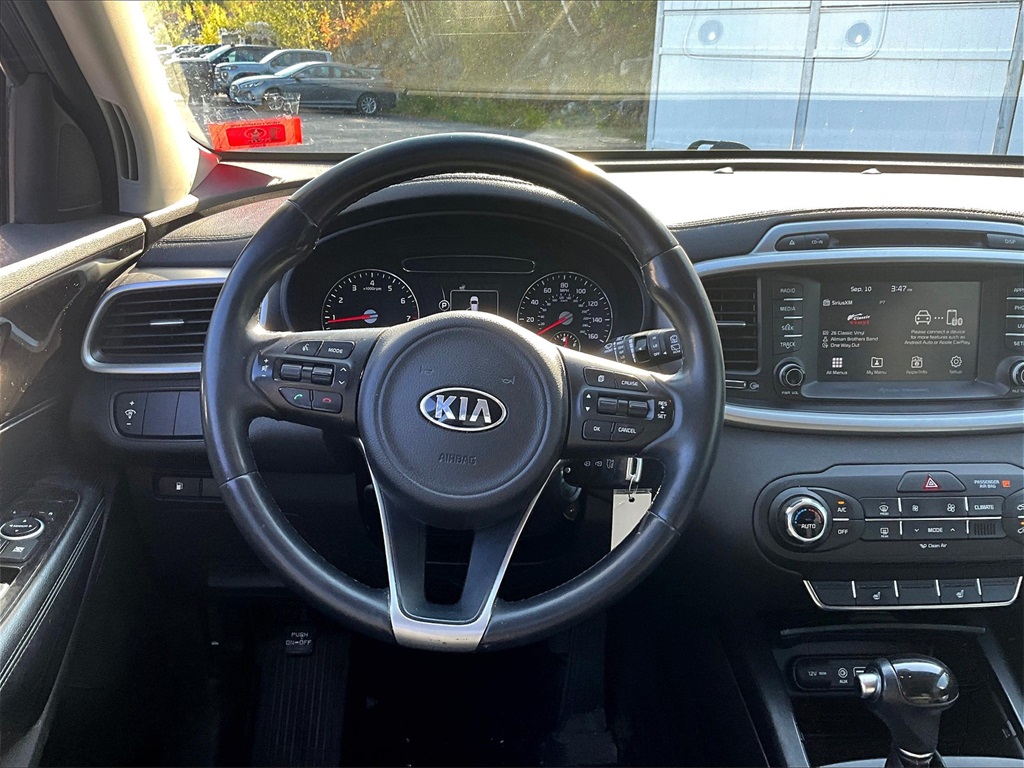2018 Kia Sorento LX photo 18