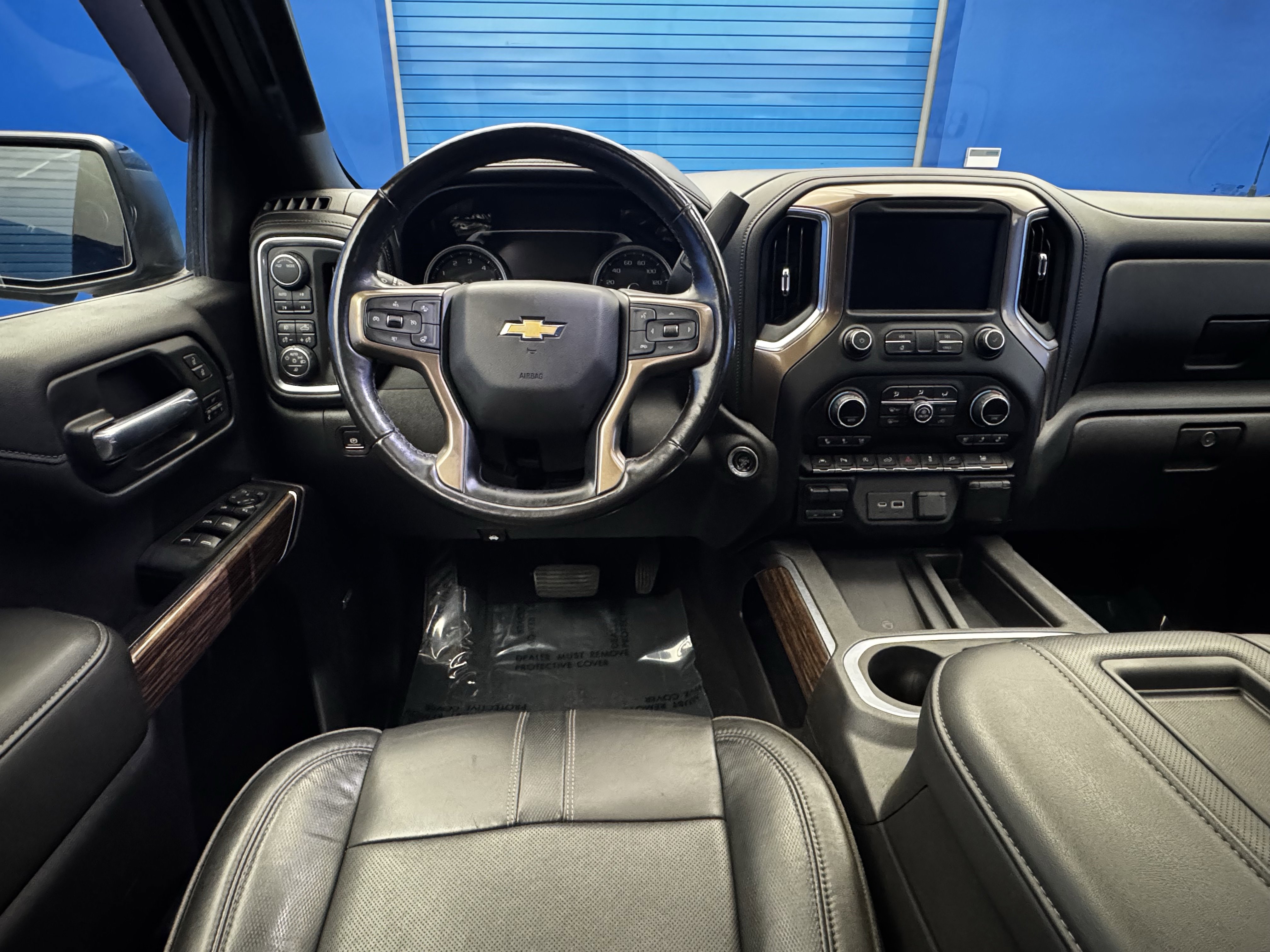 2020 Chevrolet Silverado 1500 High Country photo 13
