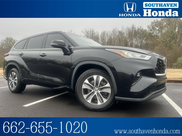 2020 Toyota Highlander XLE's photo